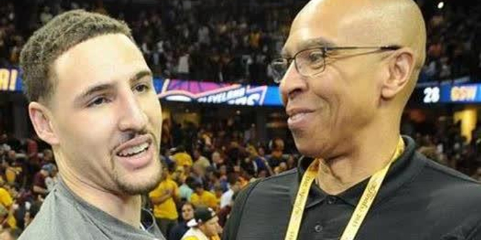 22／23赛季以来顶级前锋越位数：哈兰德仅18次，C罗143次（22／23至今顶级前锋越位对比：哈兰德18次，C罗143次）