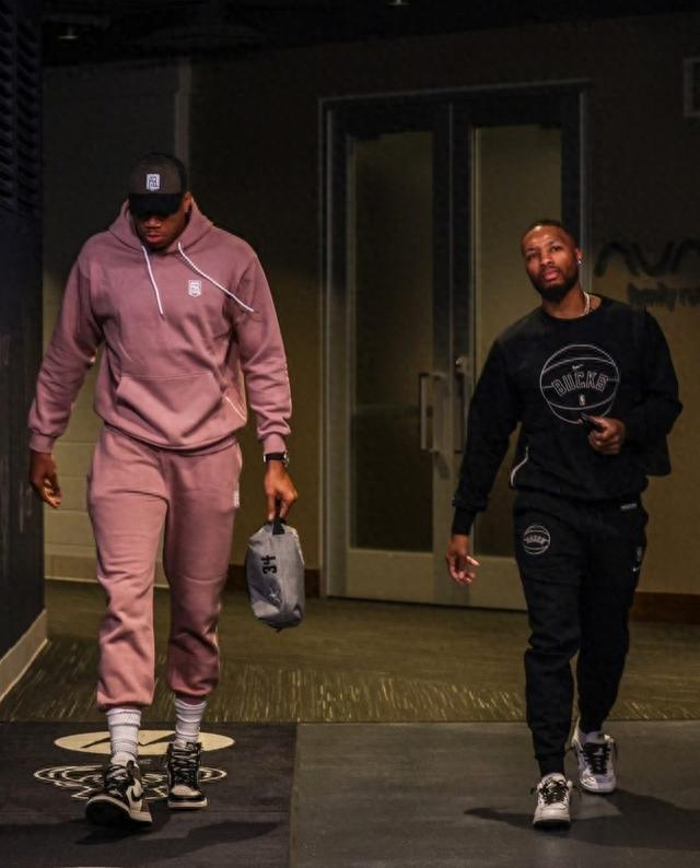 前教练：库普梅纳斯能很好地适应三中卫，斯帕莱蒂非常了解他（前主帅称库普梅纳斯适配三中卫体系，斯帕莱蒂对他非常熟悉）