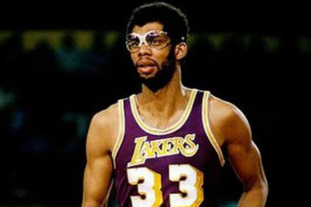 美网站晒最新夺冠概率：雷掘火位列前三 湖人杀进前四令人意外（美媒更新夺冠概率榜：雷霆掘金火箭包揽前三，湖人跻身前四成意外之喜）