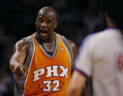 F1阿布扎比终极对决前瞻：诺里斯杆位稍占优，维斯塔潘正赛握主动（F1阿布扎比收官战前瞻：诺里斯杆位占先机，维斯塔潘正赛掌控主动权）